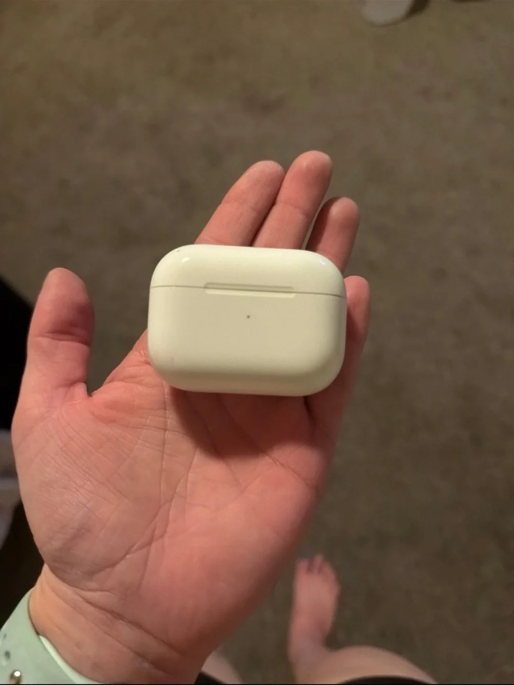 Apple wireless earbuds